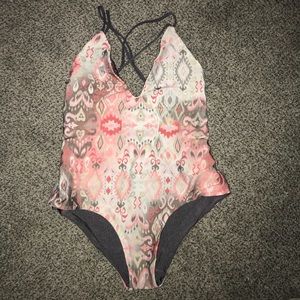 New reversible one piece